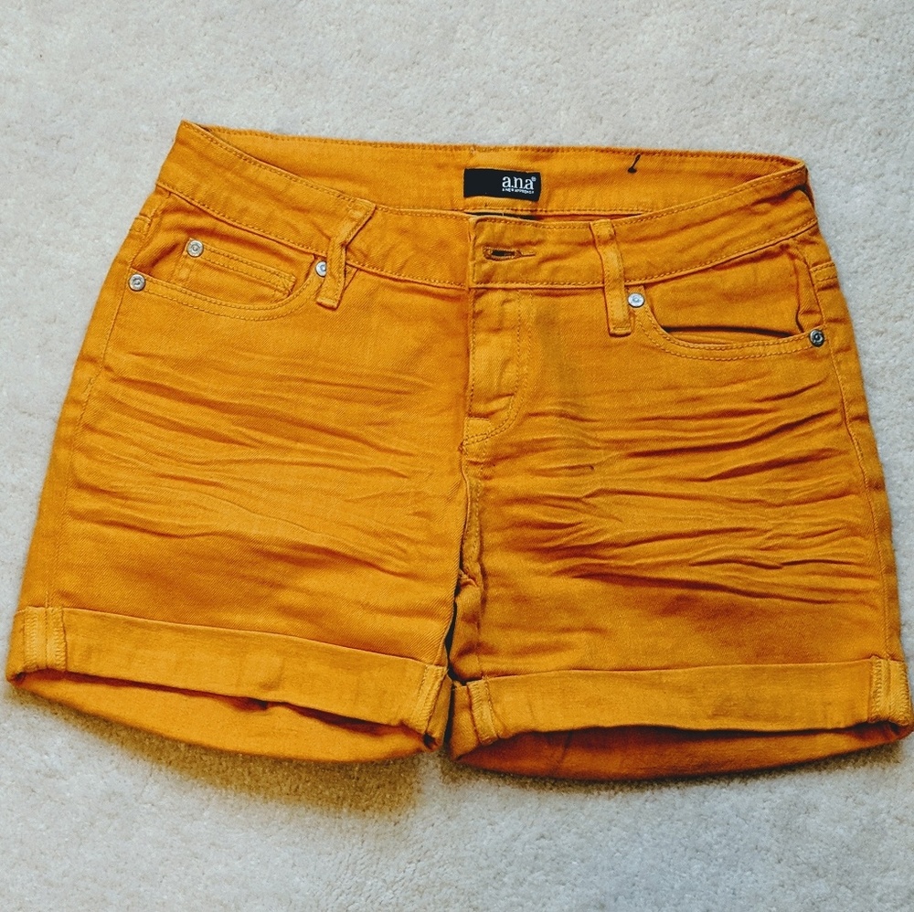 a.n.a. Shorts
